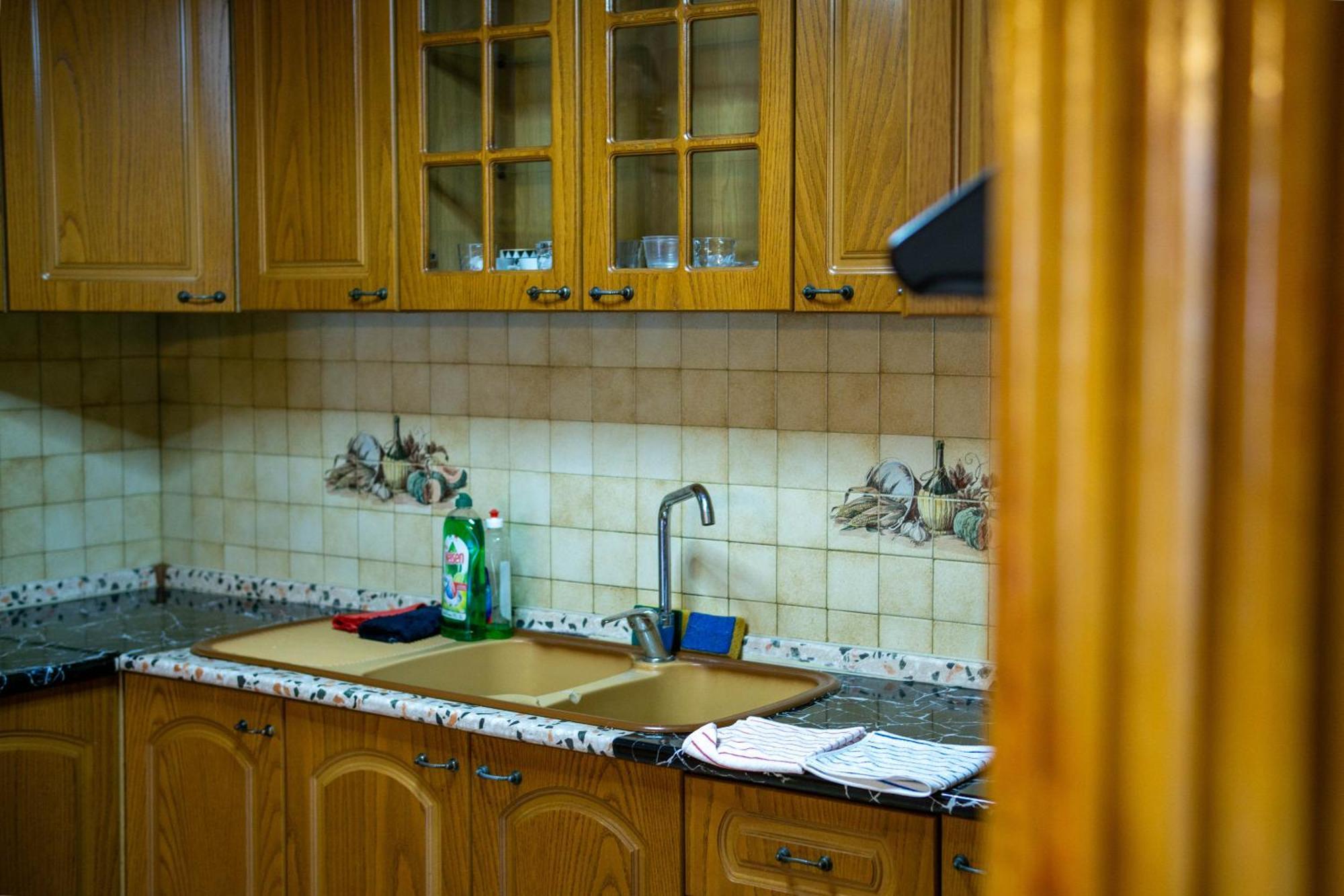 Bllok Bright Private Bedrooms With Private Bathroom On Shared Apartment Tirana Exterior foto