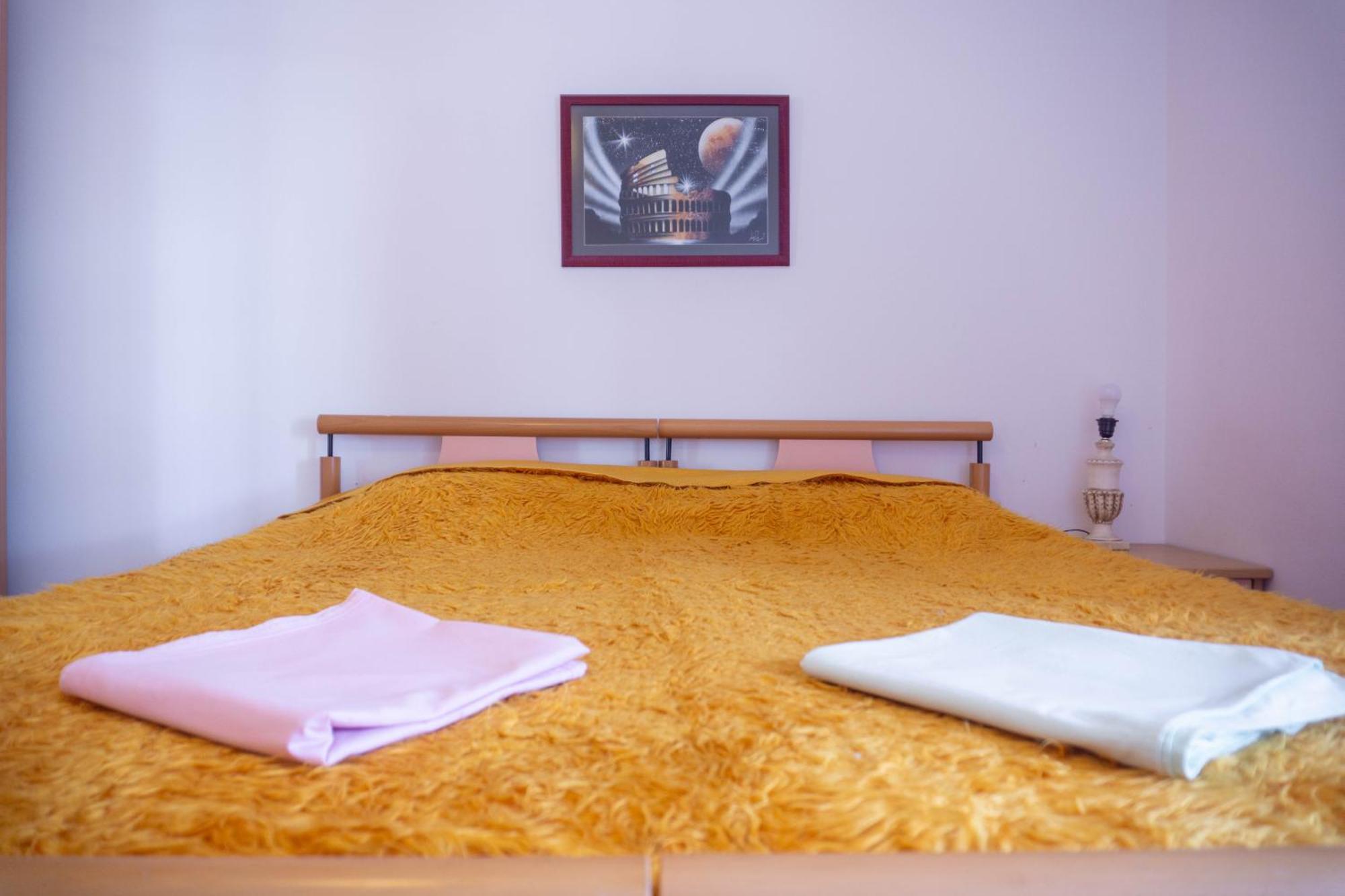 Bllok Bright Private Bedrooms With Private Bathroom On Shared Apartment Tirana Exterior foto