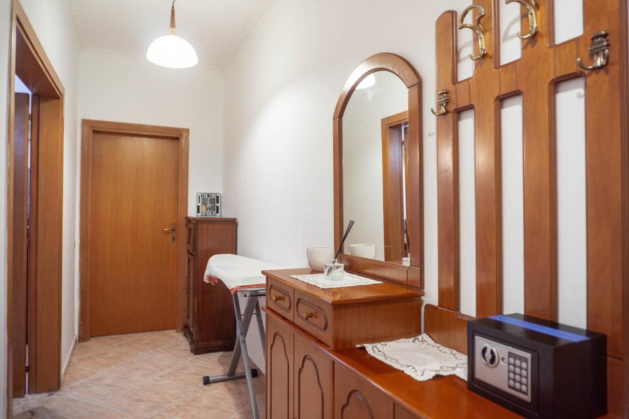 Bllok Bright Private Bedrooms With Private Bathroom On Shared Apartment Tirana Exterior foto