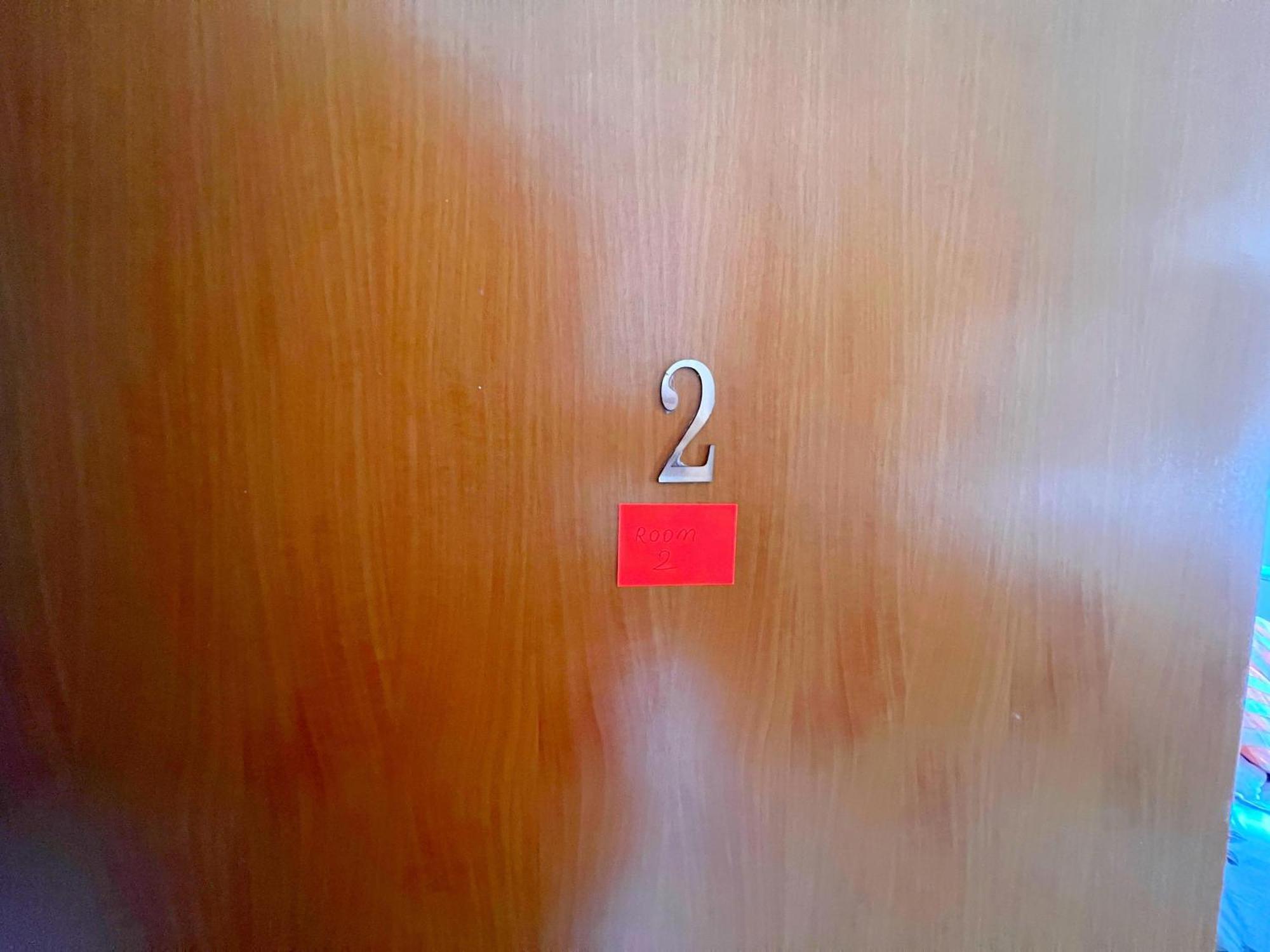 Bllok Bright Private Bedrooms With Private Bathroom On Shared Apartment Tirana Exterior foto