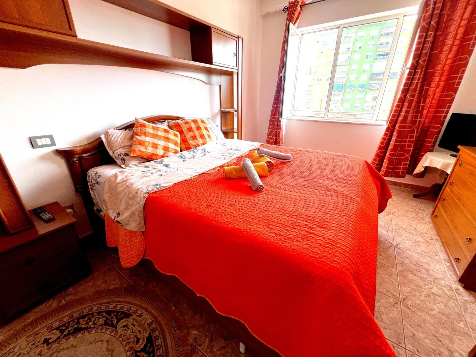 Bllok Bright Private Bedrooms With Private Bathroom On Shared Apartment Tirana Exterior foto